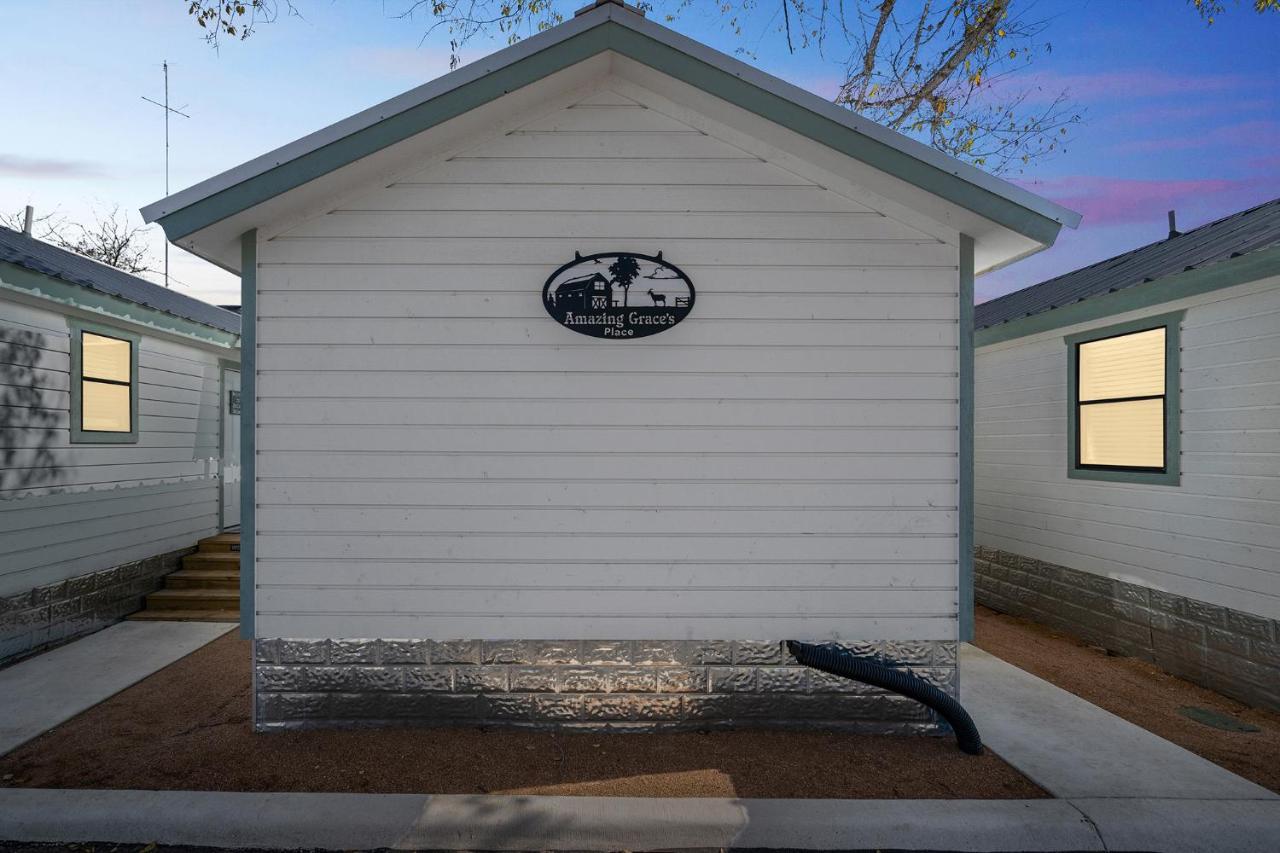 Charming Casita Right On Main St! Hotel Fredericksburg Exterior foto